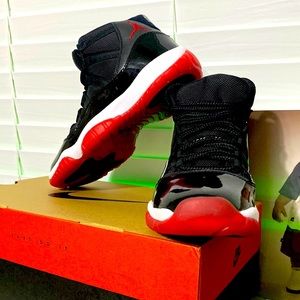 Jordan 11 size 5y